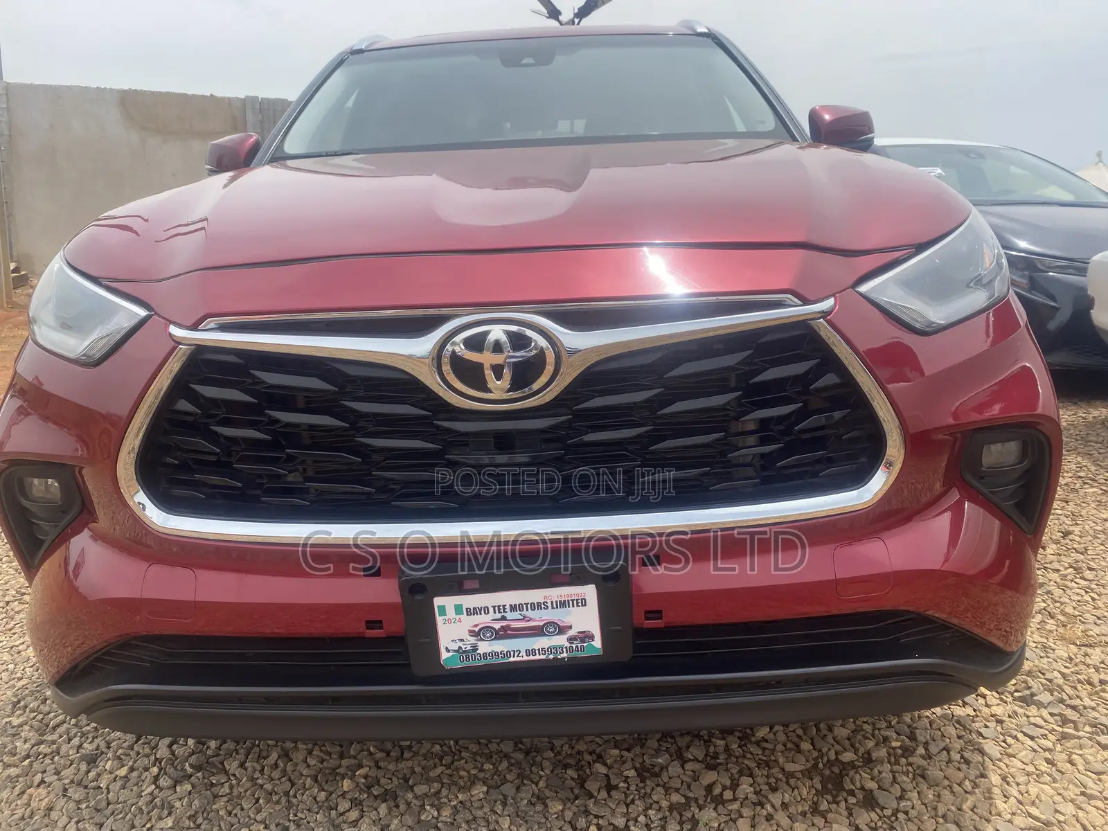 Toyota Highlander XLE 2021 Red