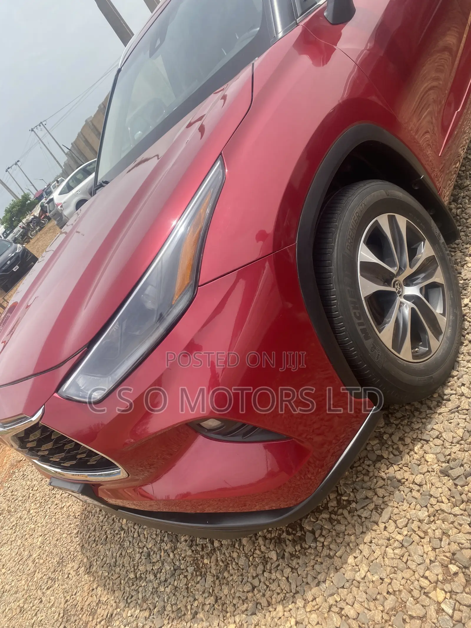 Toyota Highlander XLE 2021 Red
