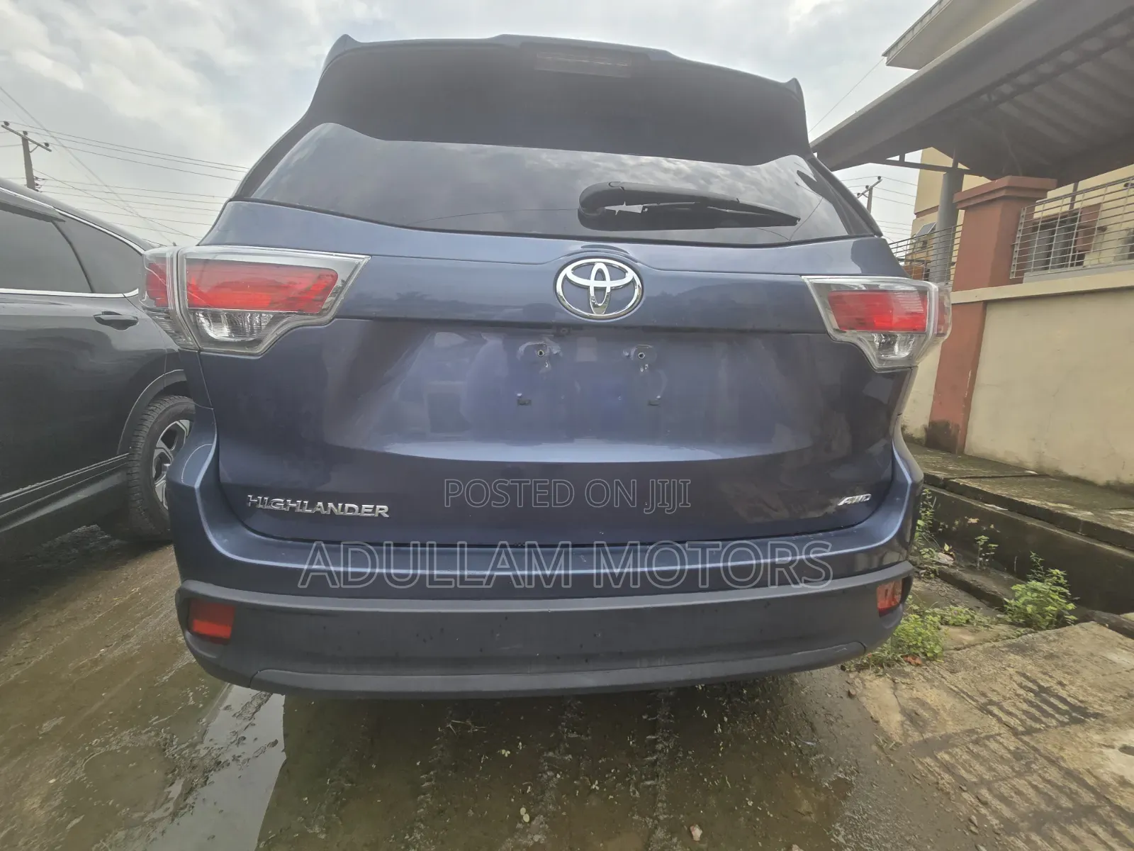 Toyota Highlander LE 4dr SUV (2.7L 4cyl 6A) 2015 Blue