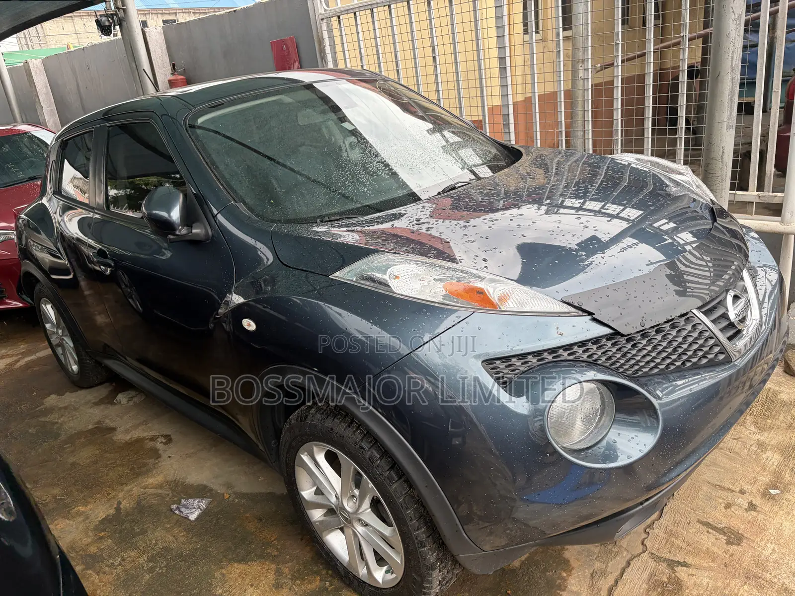 Nissan Juke SV 4dr Hatchback (1.6L 4cyl Turbo CVT) 2014 Blue