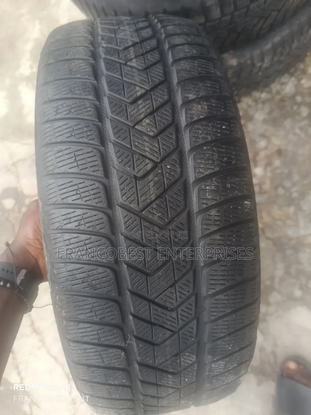 255/55r19 Grade a Tokunbo Tyres
