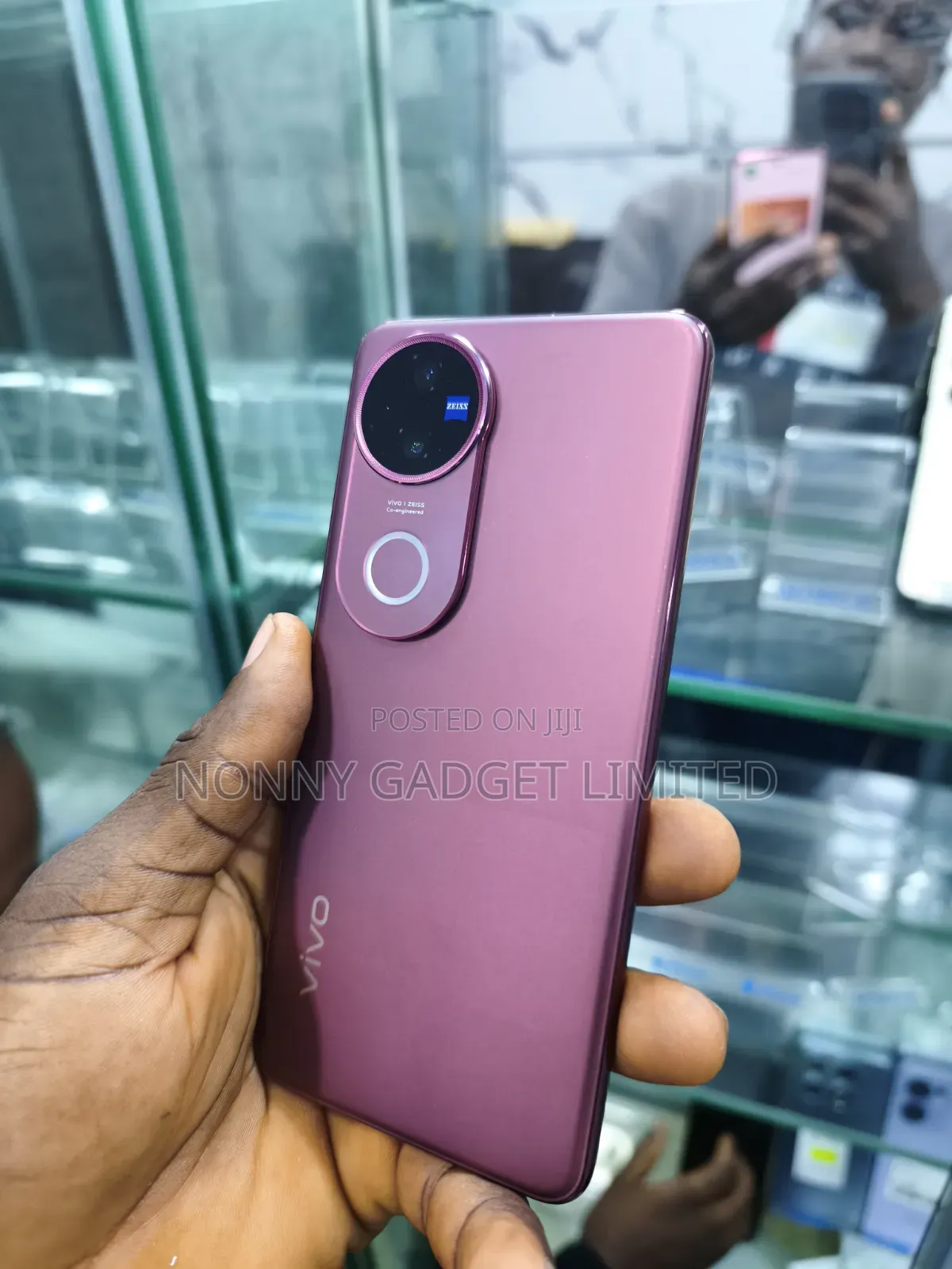 Vivo V50 512 GB Red