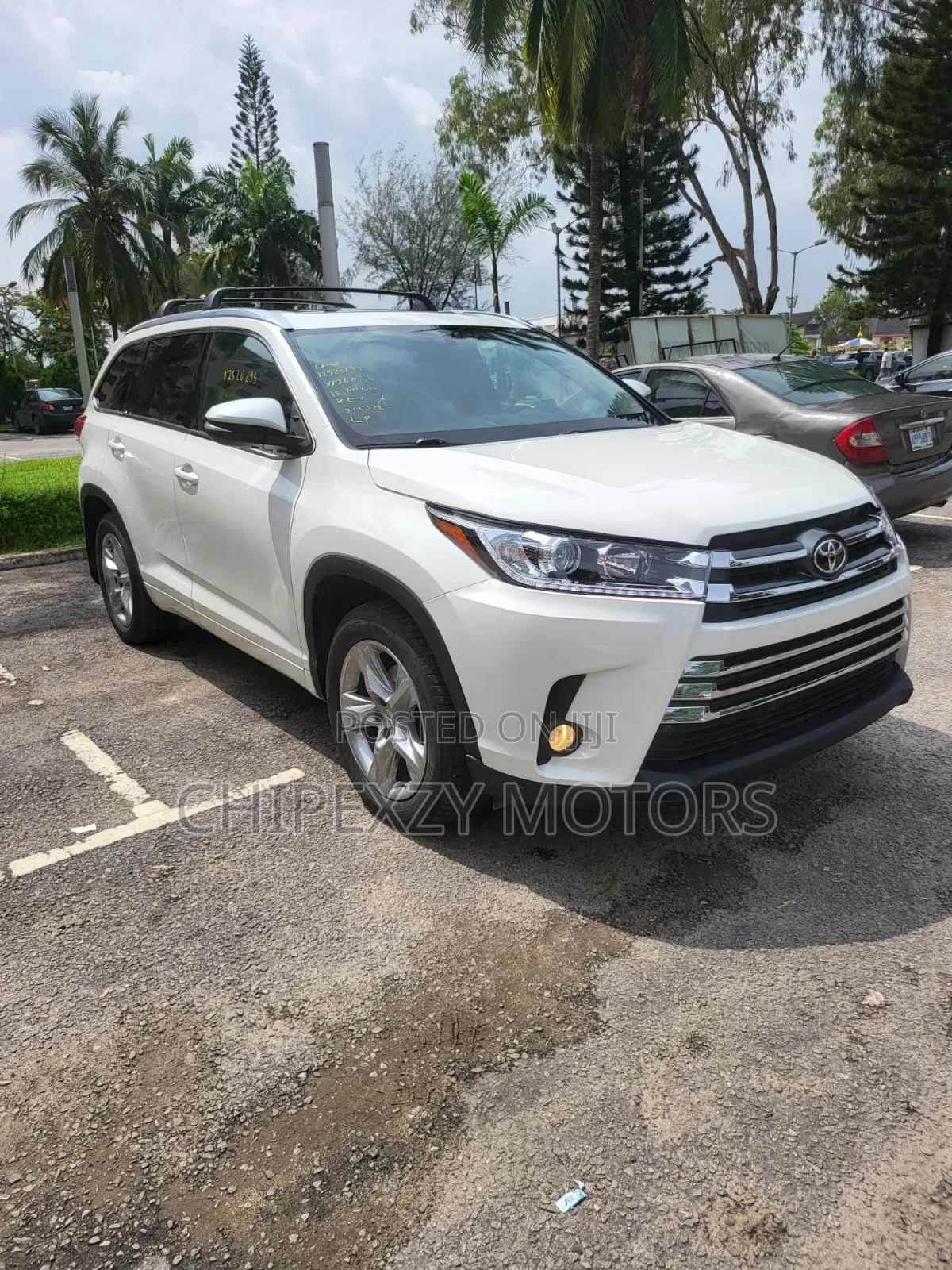 Toyota Highlander Limited Platinum 4dr SUV (3.5L 6cyl 6A) 2015 White