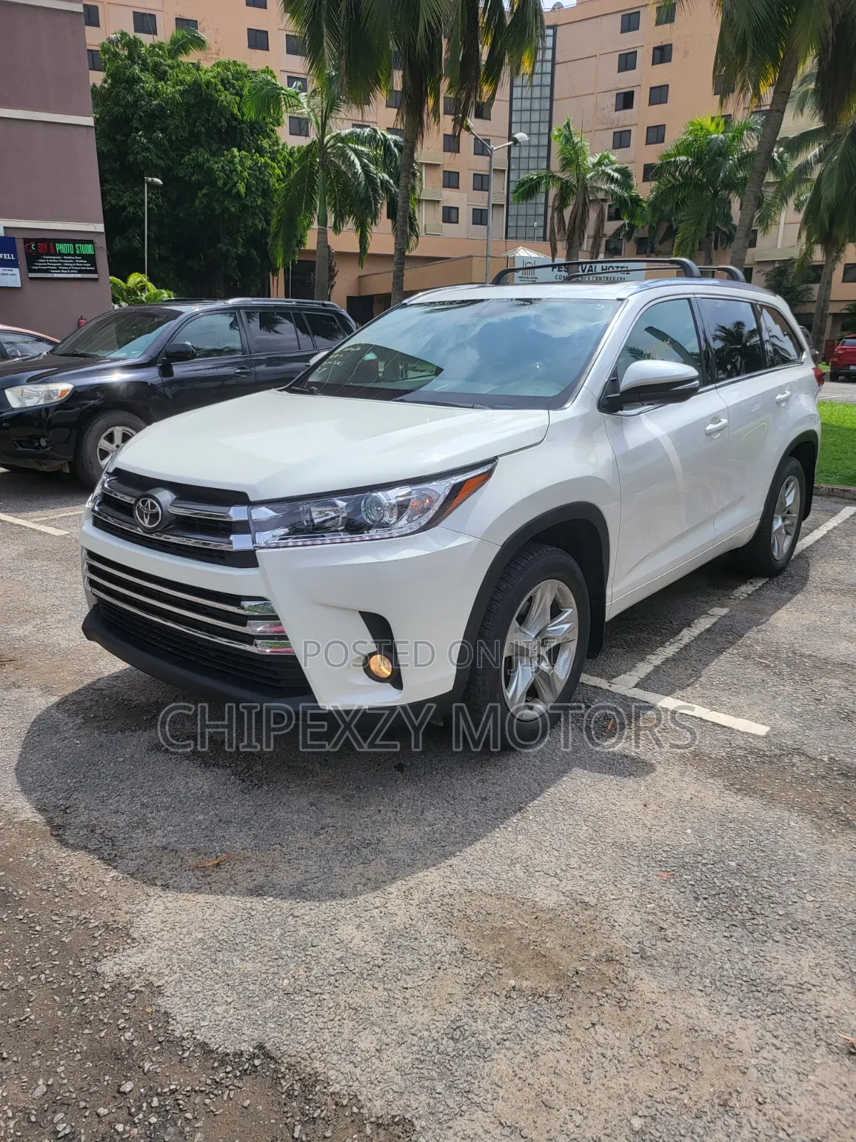Toyota Highlander Limited Platinum 4dr SUV (3.5L 6cyl 6A) 2015 White