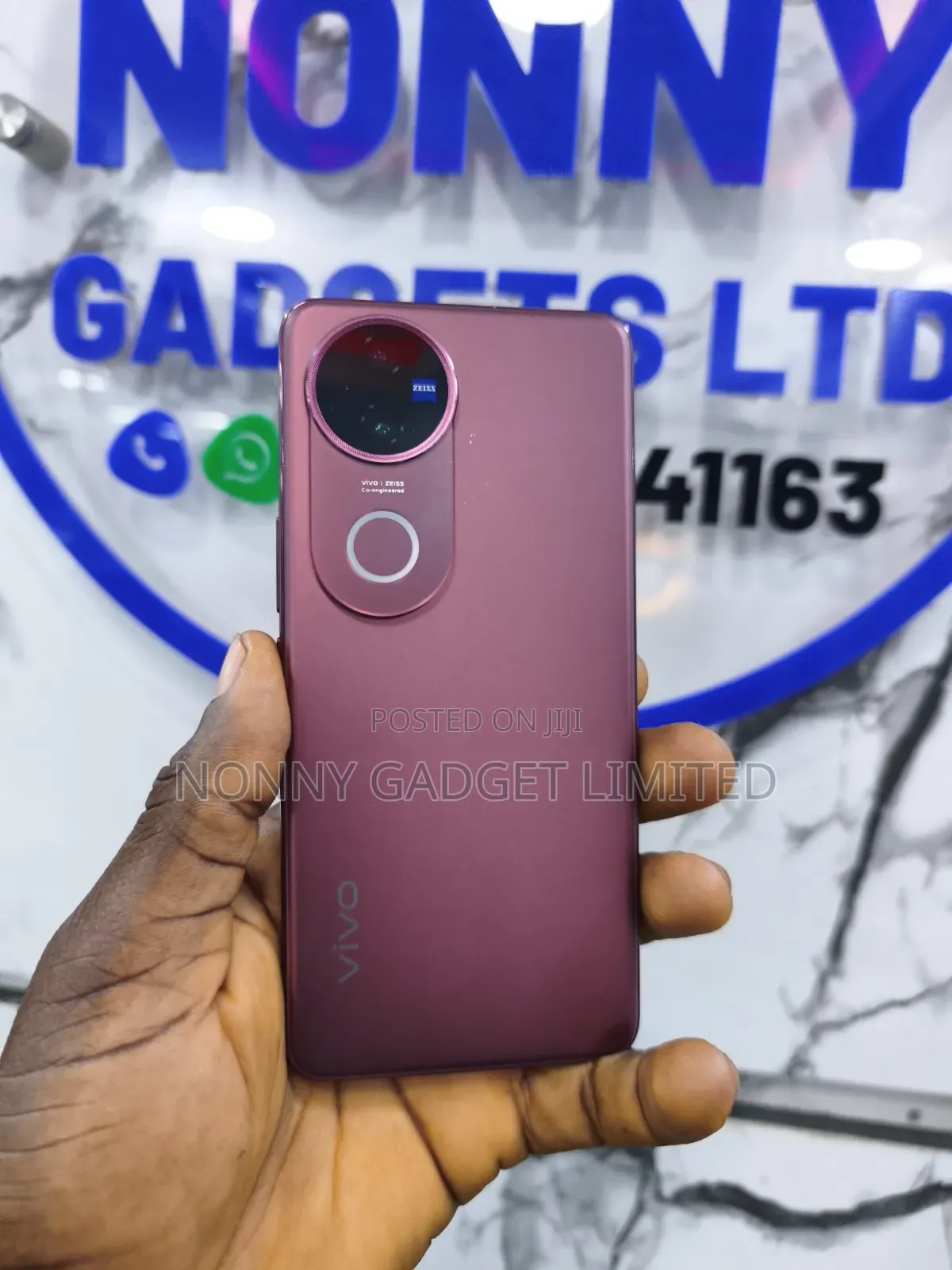 Vivo V50 512 GB Red