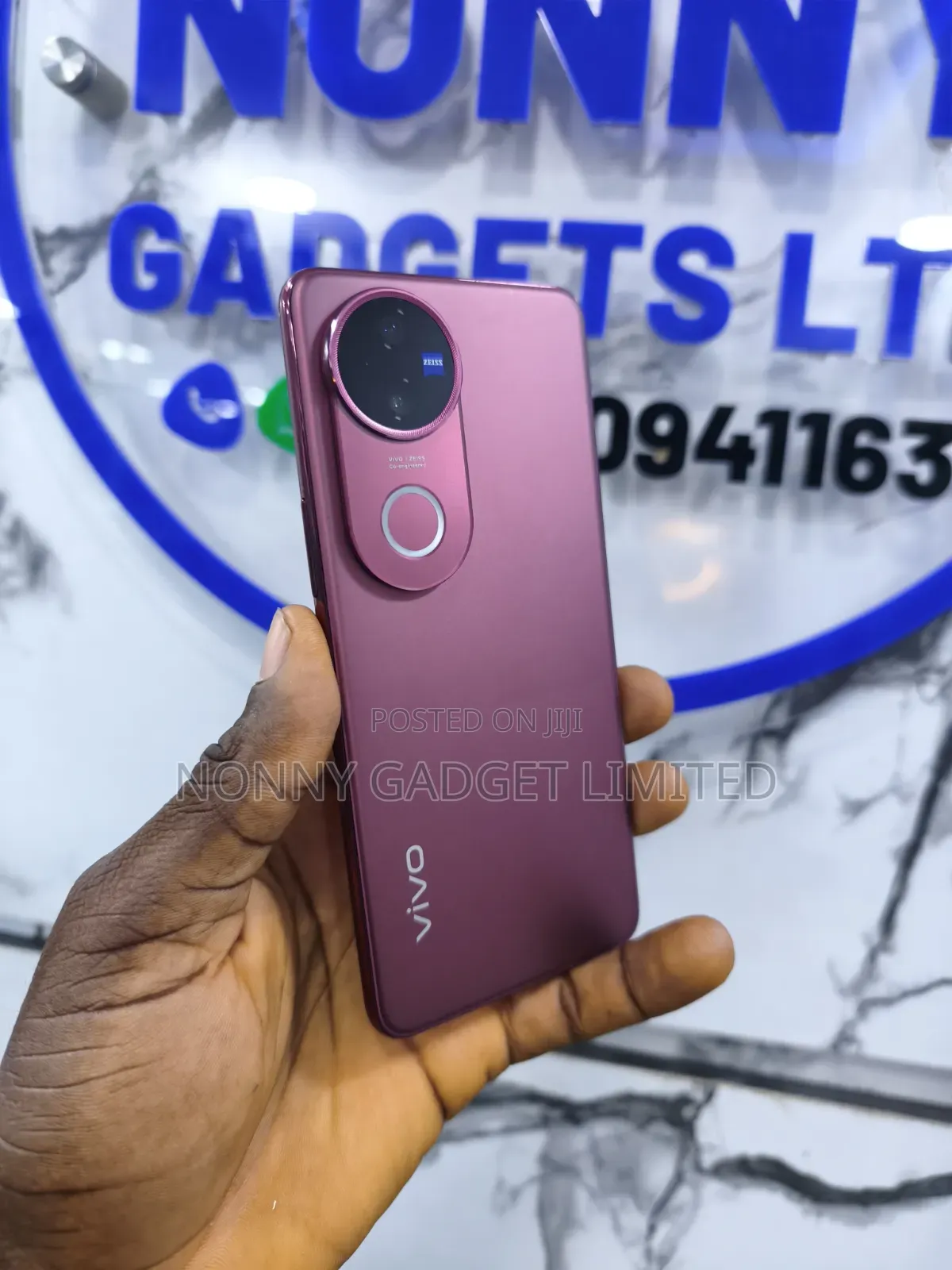 Vivo V50 512 GB Red