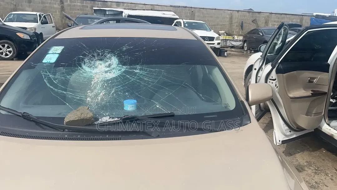 Toyota Corolla 2012 Windscreen Glass Available