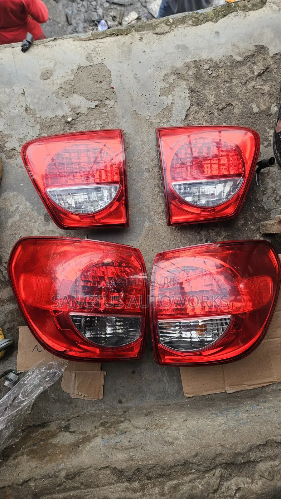 Complete Backlight Toyota Sequoia 2010