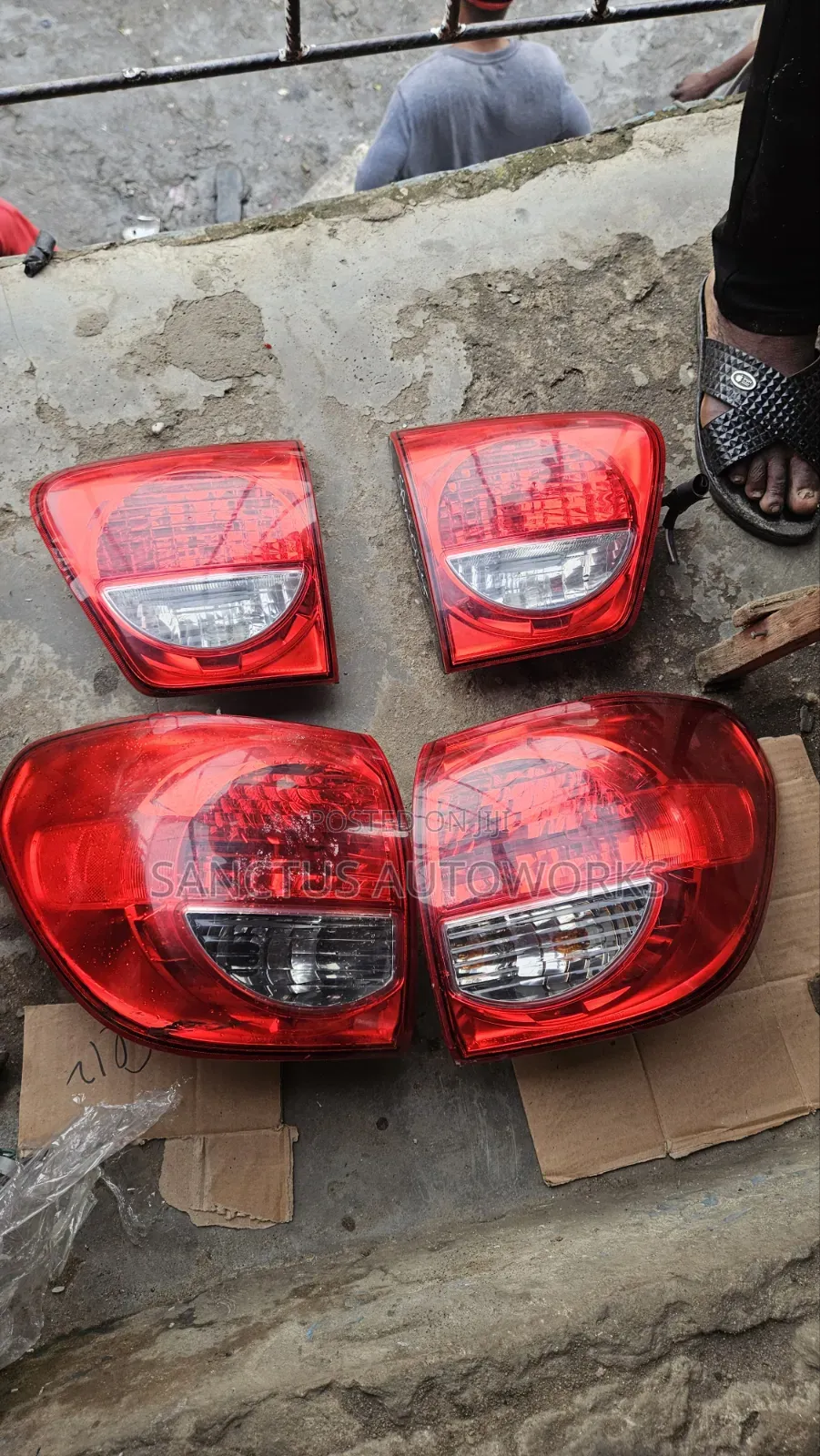 Complete Backlight Toyota Sequoia 2010
