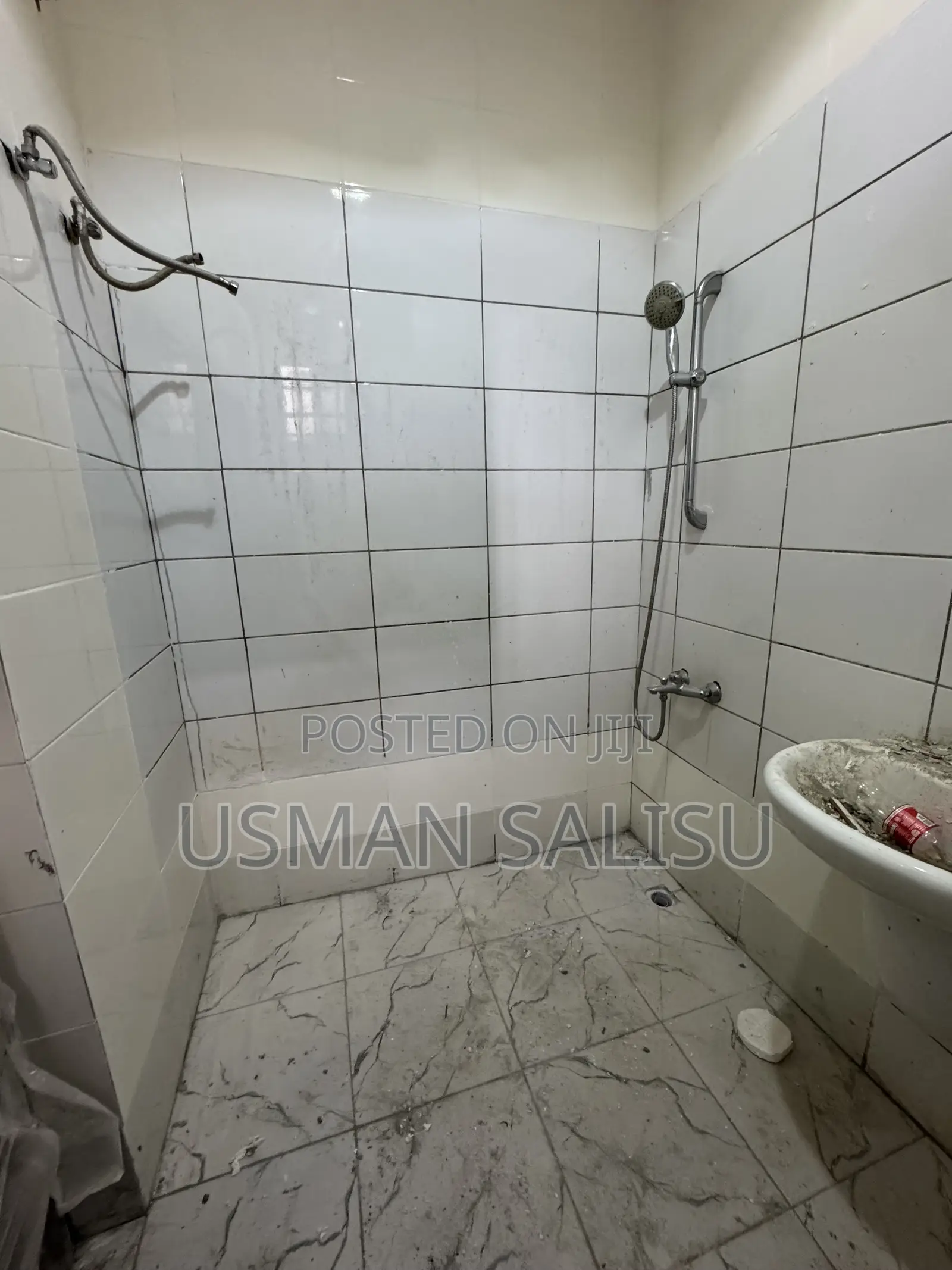 3bdrm Block of Flats in Karsana for sale