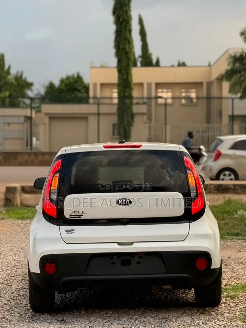 Kia Soul 2019 White