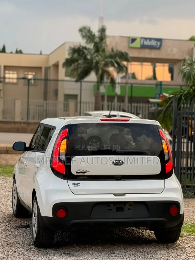 Kia Soul 2019 White