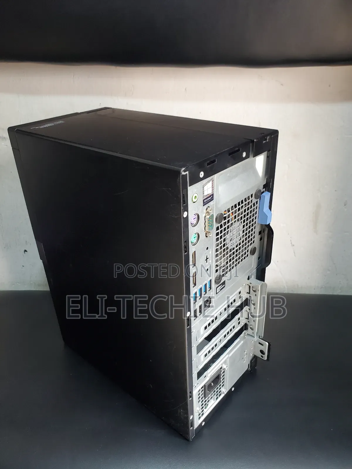 Desktop Computer Dell OptiPlex 7070 16GB Intel Core i7 SSD 512GB