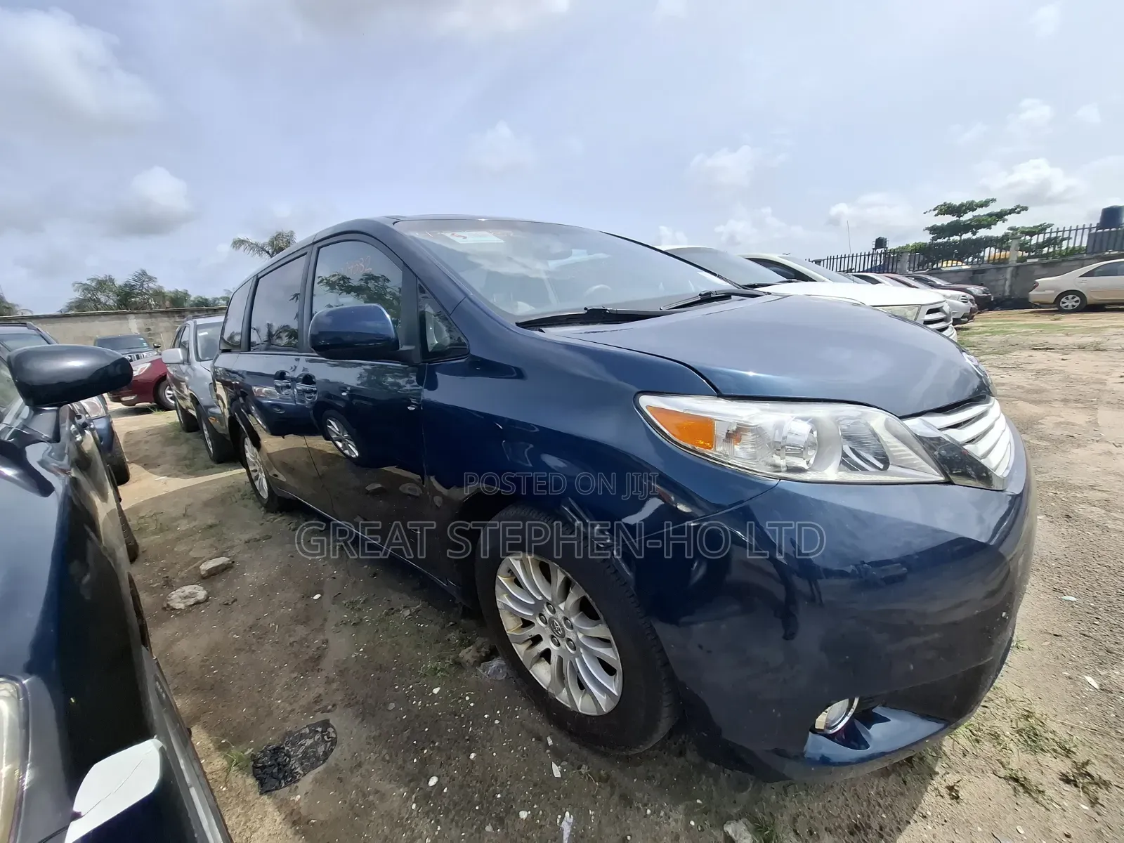 Toyota Sienna XLE 7 Passenger 2011 Blue