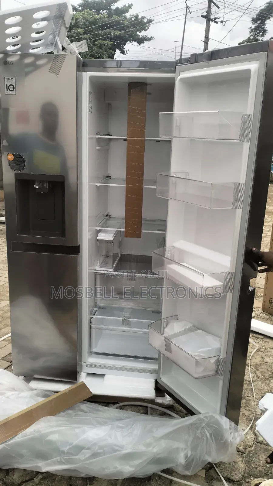 Lg Side by Side Ref 257 KLKW-L 674l,2 Door,Water Dispenser Fridge