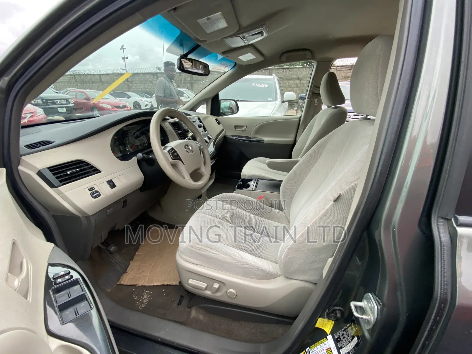 Toyota Sienna LE 7 Passenger 2011 Gray