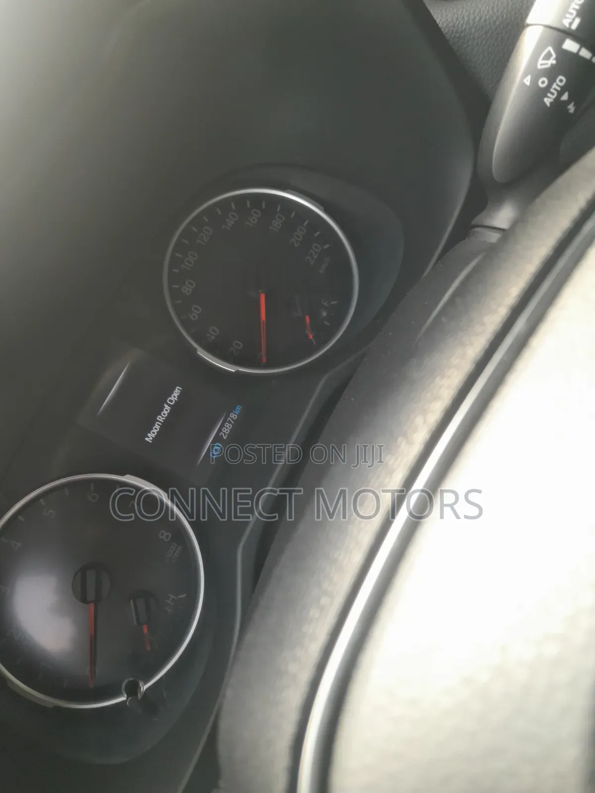 Toyota RAV4 XLE 2022 White