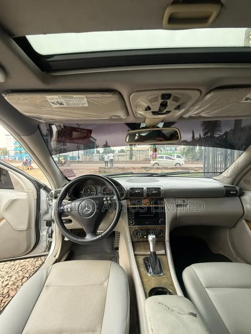 Mercedes-Benz C230 2007 Silver