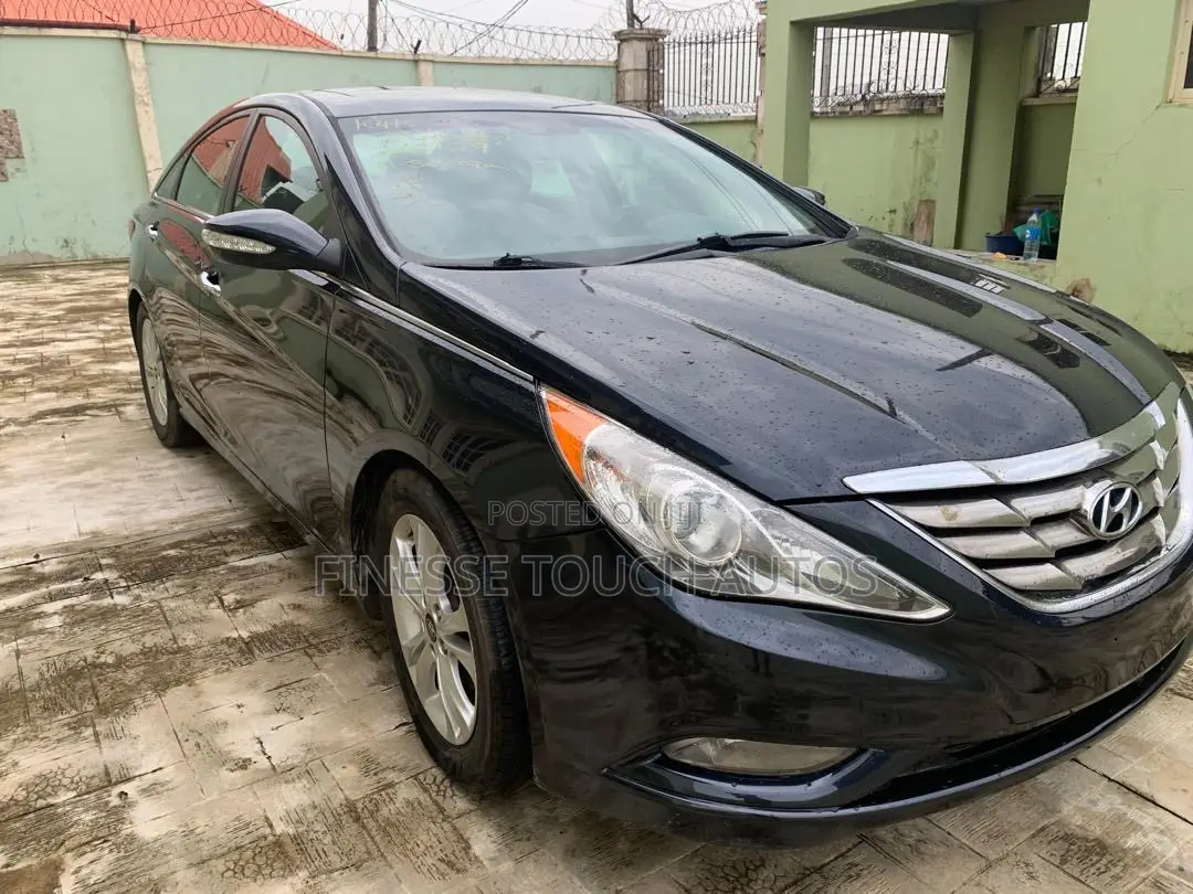 Hyundai Sonata Limited 2.0T Sedan (2.0L 4cyl 6A) 2011 Blue