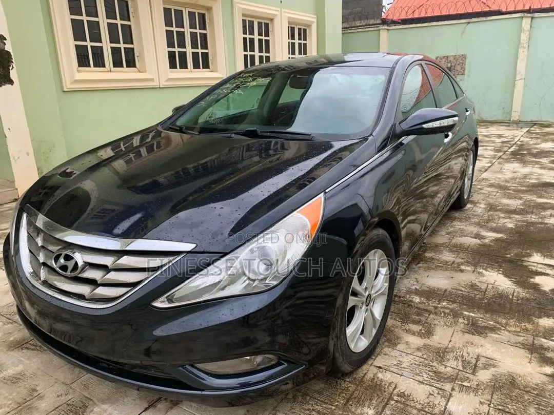 Hyundai Sonata Limited 2.0T Sedan (2.0L 4cyl 6A) 2011 Blue