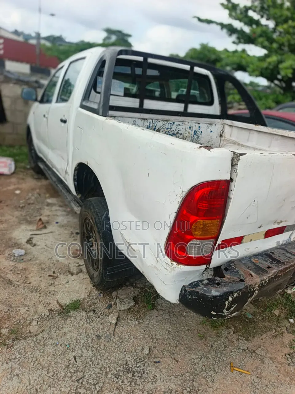 Toyota Hilux 2010 White