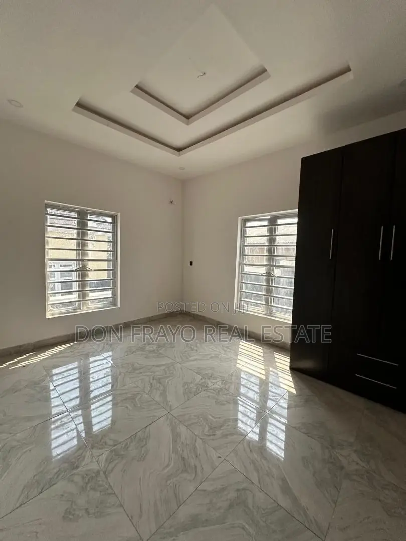 3bdrm Bungalow in Airforce Akobo for sale