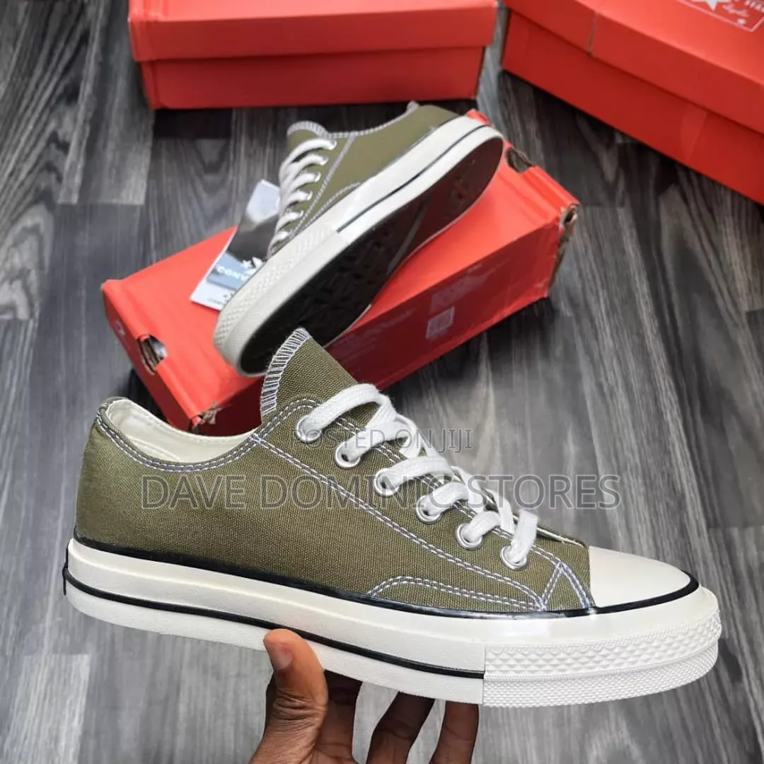 Converse Chuks Taylor Design Sneakers