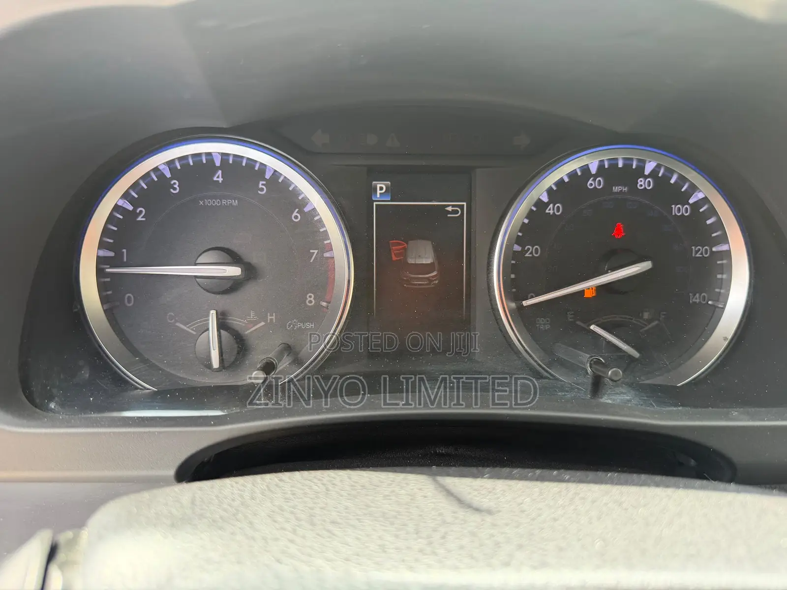 Toyota Highlander SE 4x2 V6 (3.5L 6cyl 8A) 2017 Gray