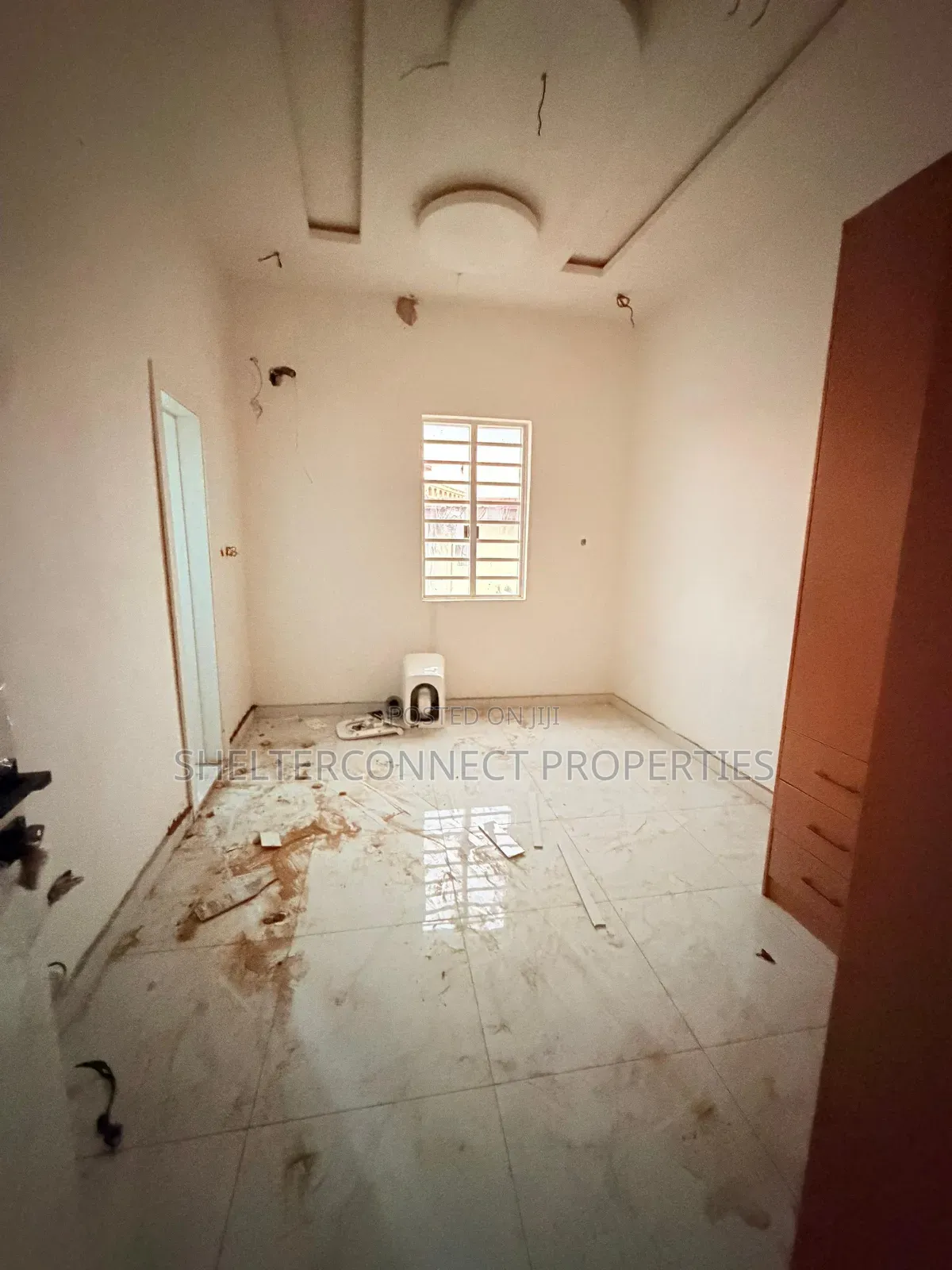 4bdrm Duplex in Alausa for sale