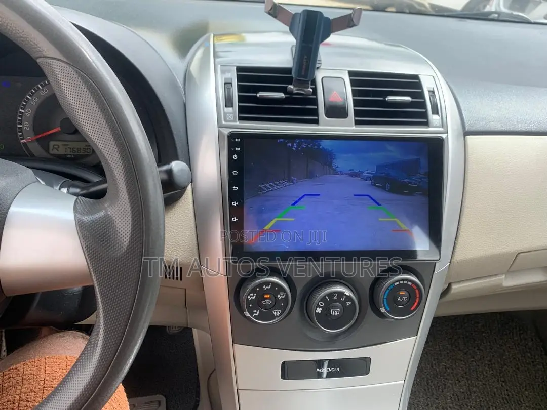 Toyota Corolla 2013 Silver