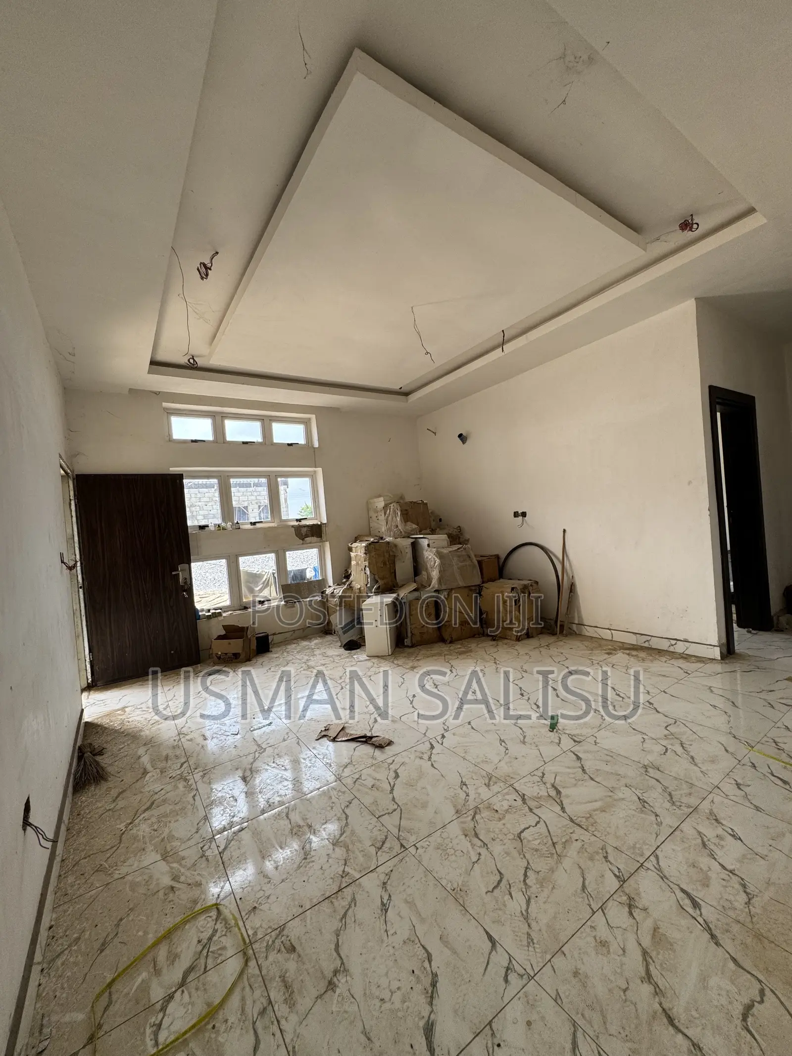 3bdrm Block of Flats in Karsana for sale