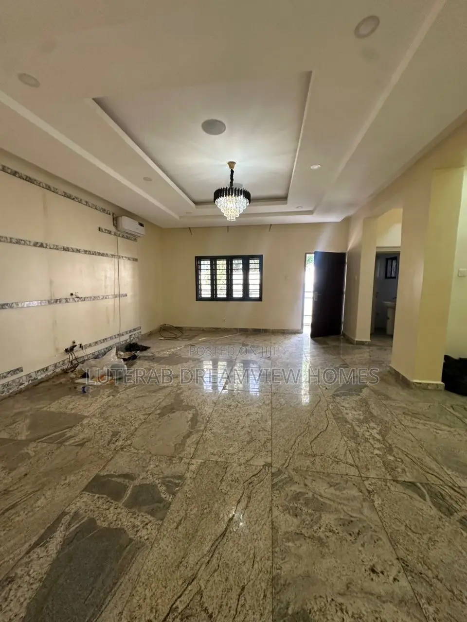 3bdrm Apartment in Amino Kano, Wuse 2 for rent