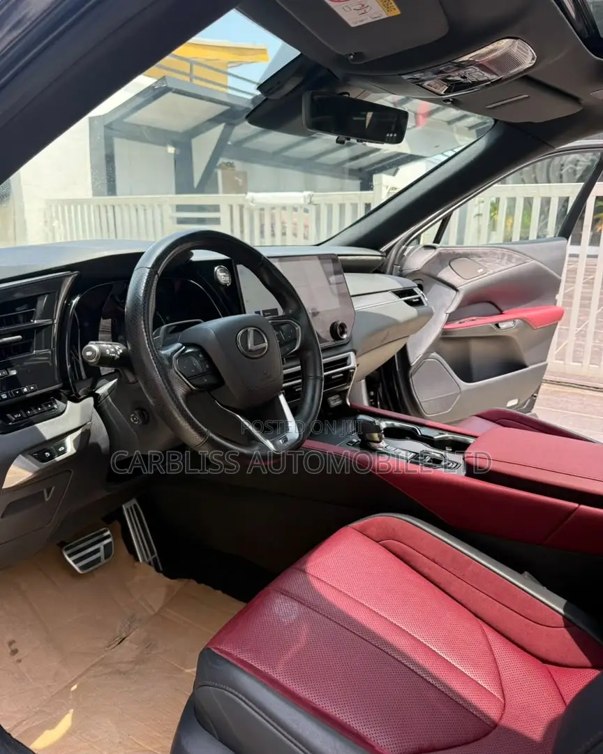 Lexus RX 500h F SPORT Performance AWD 2024 Matt Black