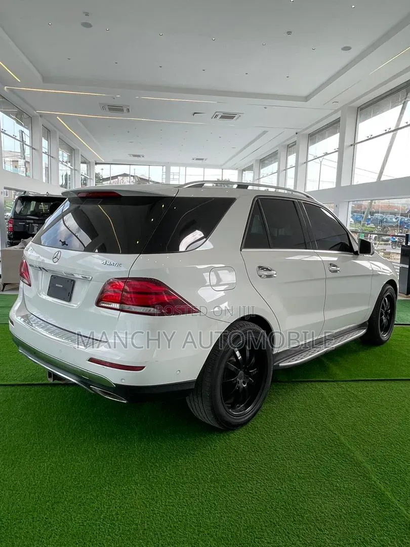 Mercedes-Benz GLE-Class GLE 350d 4MATIC 2016 White