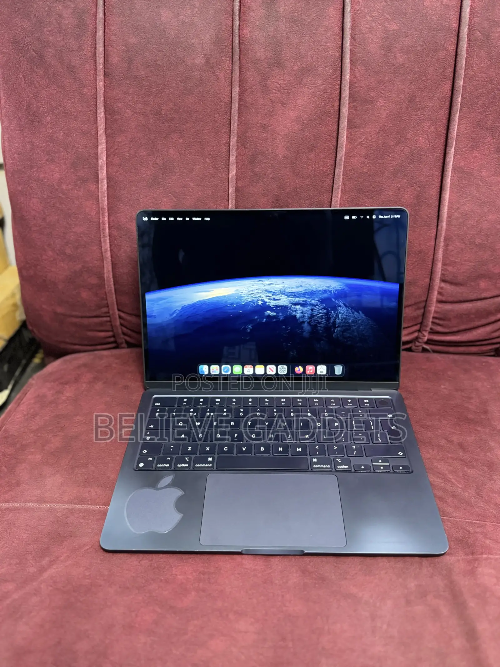 Laptop Apple MacBook Air 2024 M3 8GB Apple M3 SSD 256GB