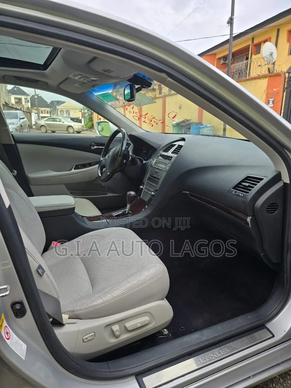 Lexus ES 350 2010 Silver