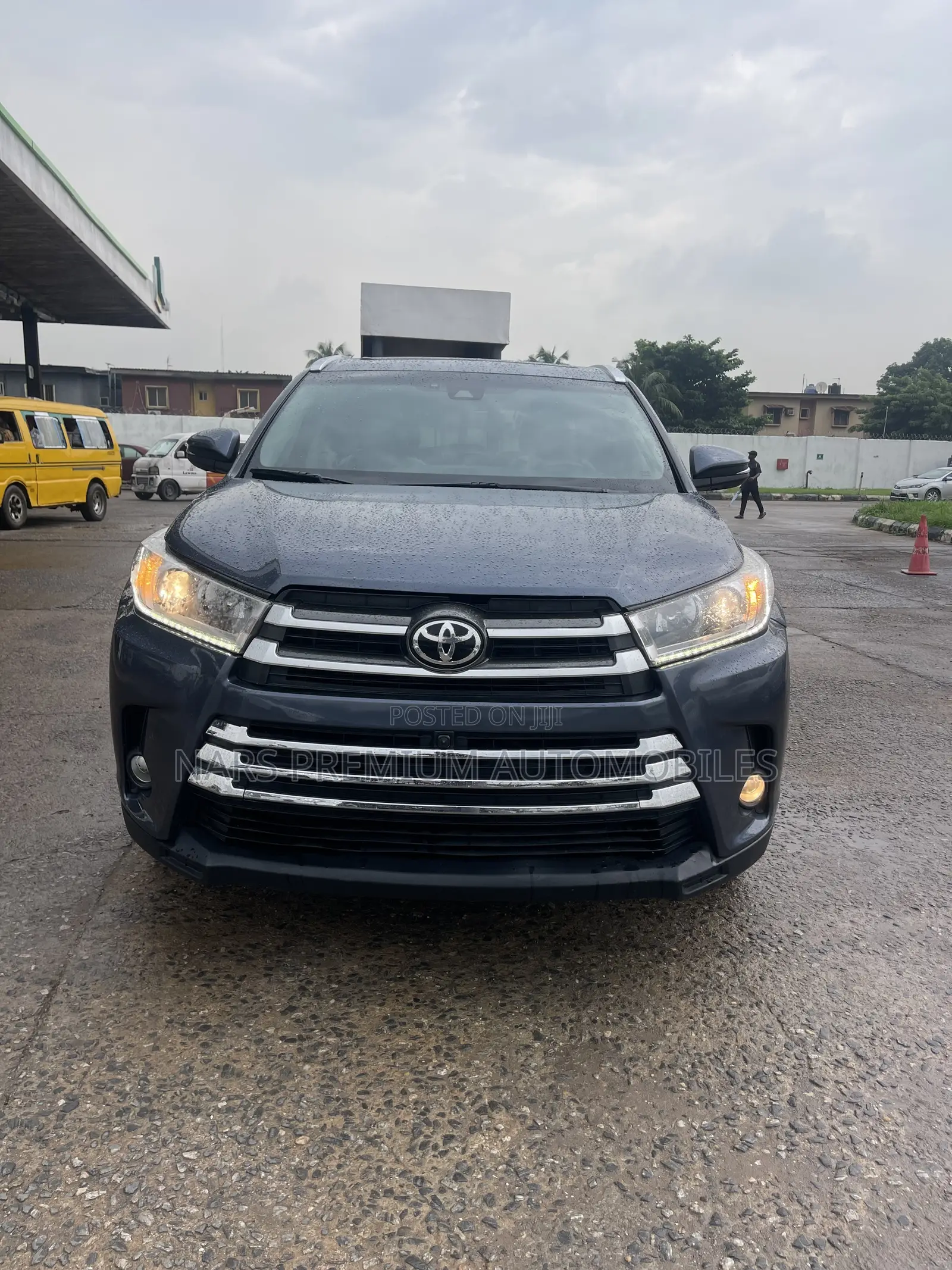 Toyota Highlander Limited Platinum 4x4 V6 (3.5L 6cyl 8A) 2018 Blue