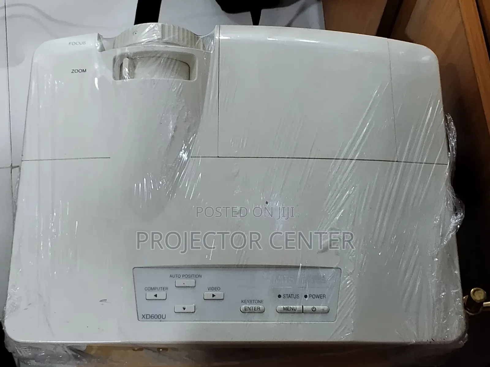 Mitsubishi Xd600u 4500lumens Projector