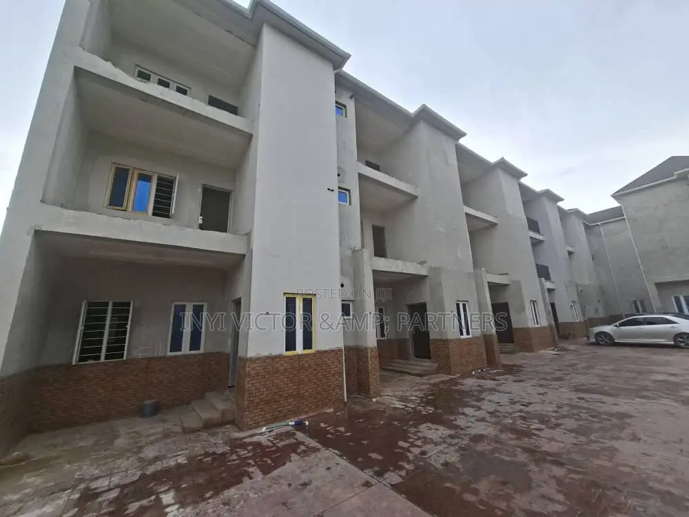 3bdrm Duplex in Life Camp for sale