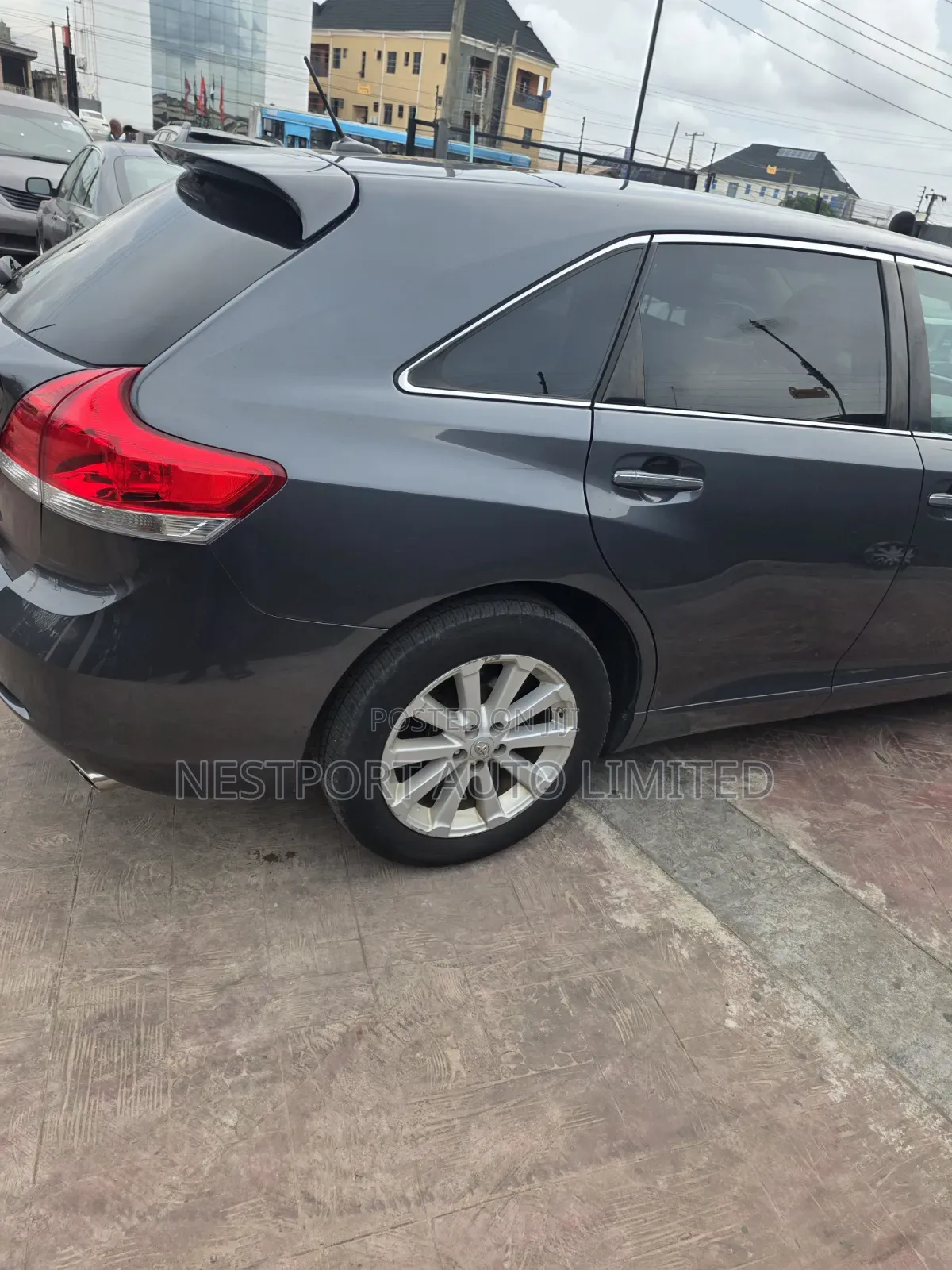 Toyota Venza AWD 2011 Gray