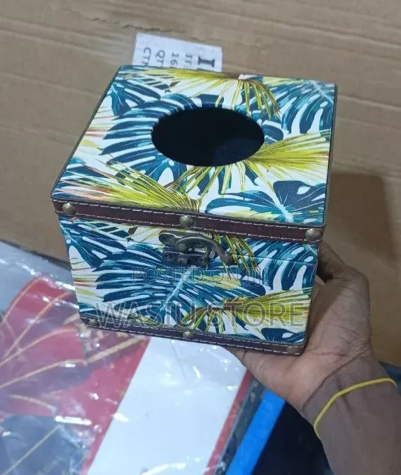 Retro Tropical Leaf Tissue Box