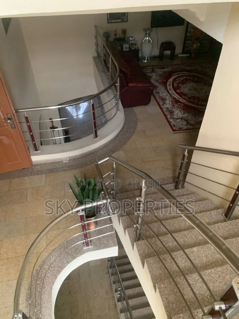 6 Bedroom Detached House for Rent