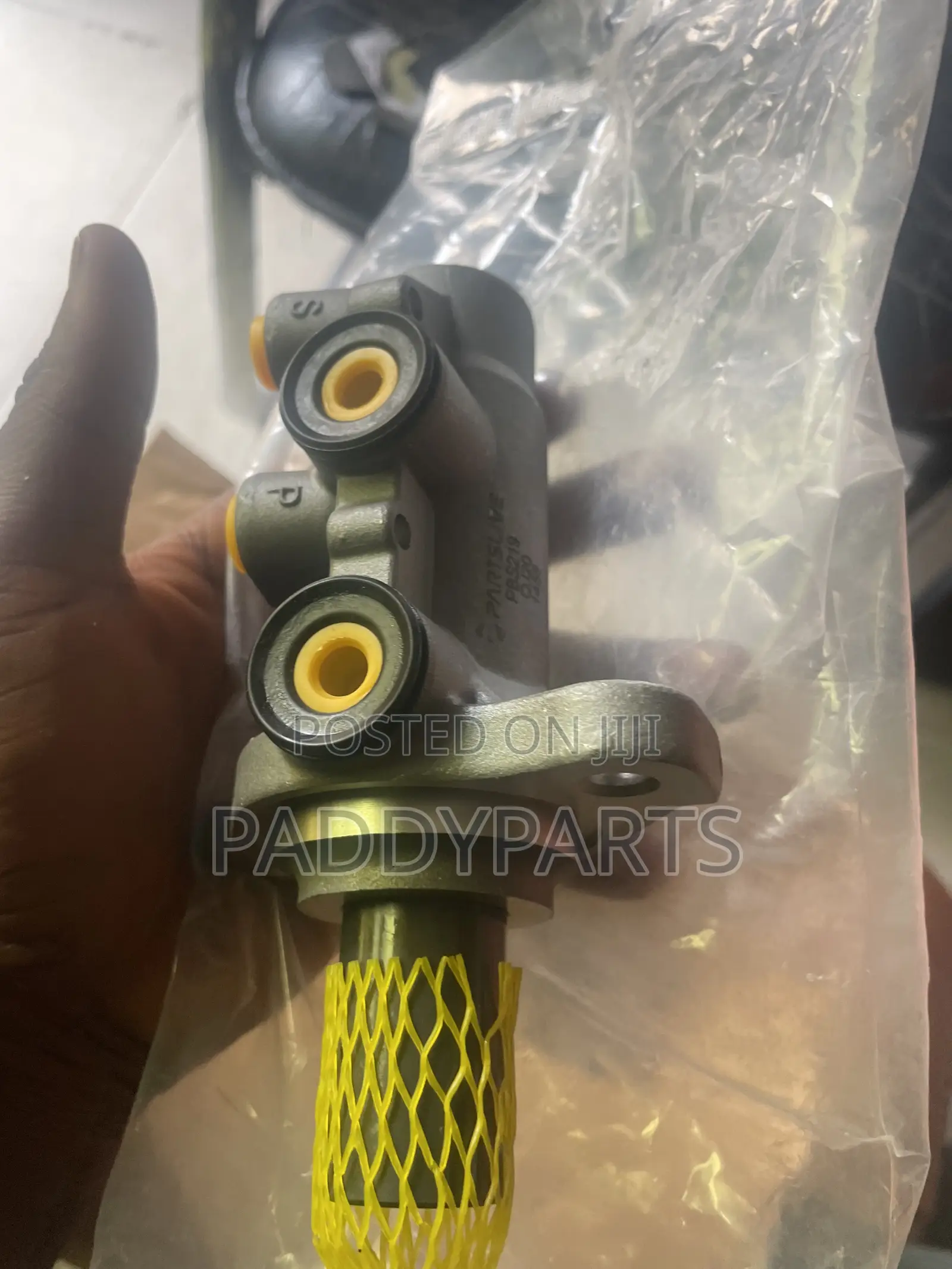 Chevrolet Equinox Brake Master Cylinder 2010-2017