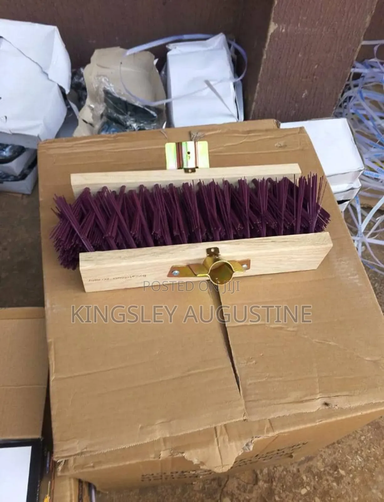 Hard Floor Brush With Handle
