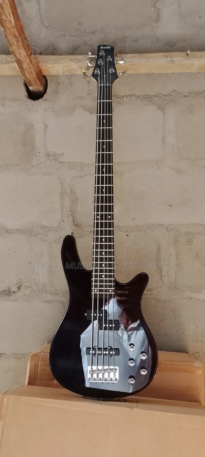 Ibanez Bass Guitar 5-Strings