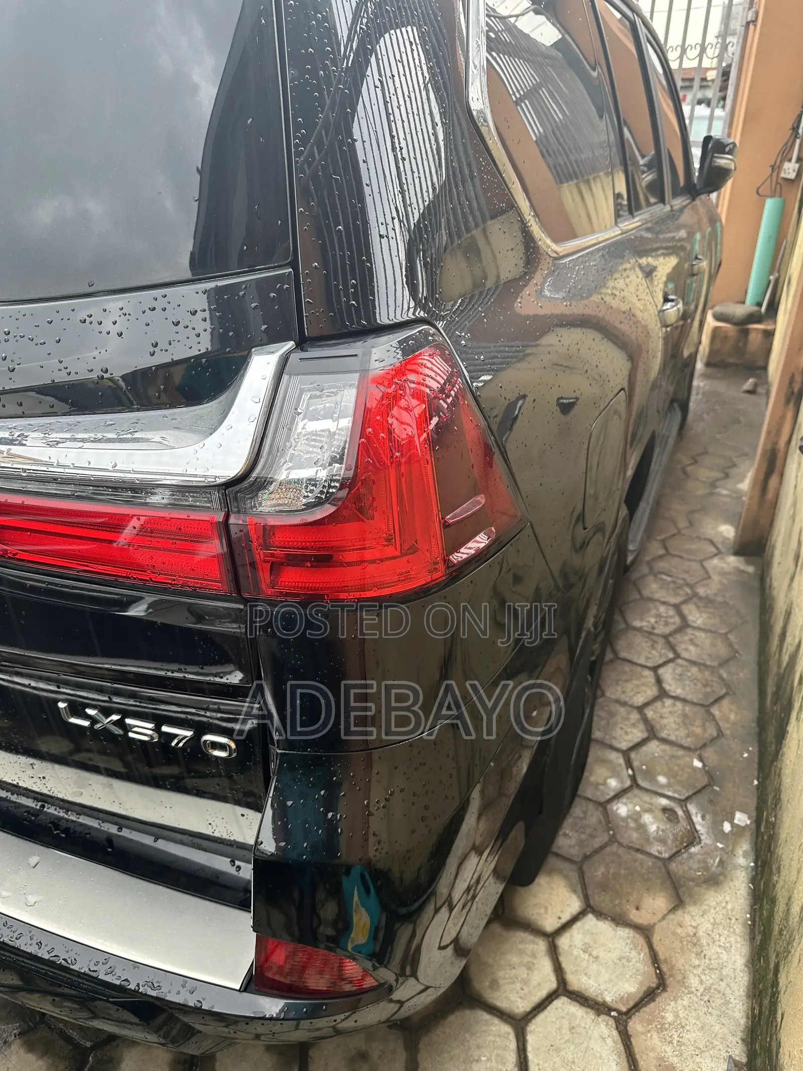 Lexus LX 570 (5 seats) AWD 2017 Black