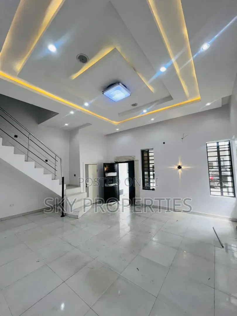 4bdrm Duplex in Orchid Road, Agungi for sale
