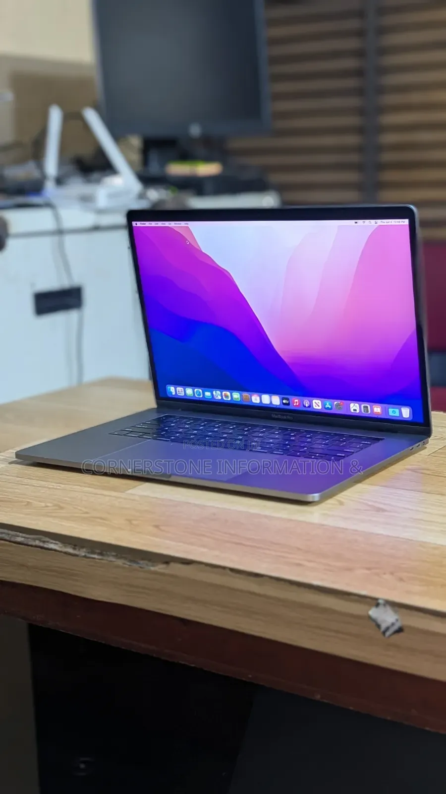 Laptop Apple MacBook 2017 16GB Intel Core i7 SSD 512GB