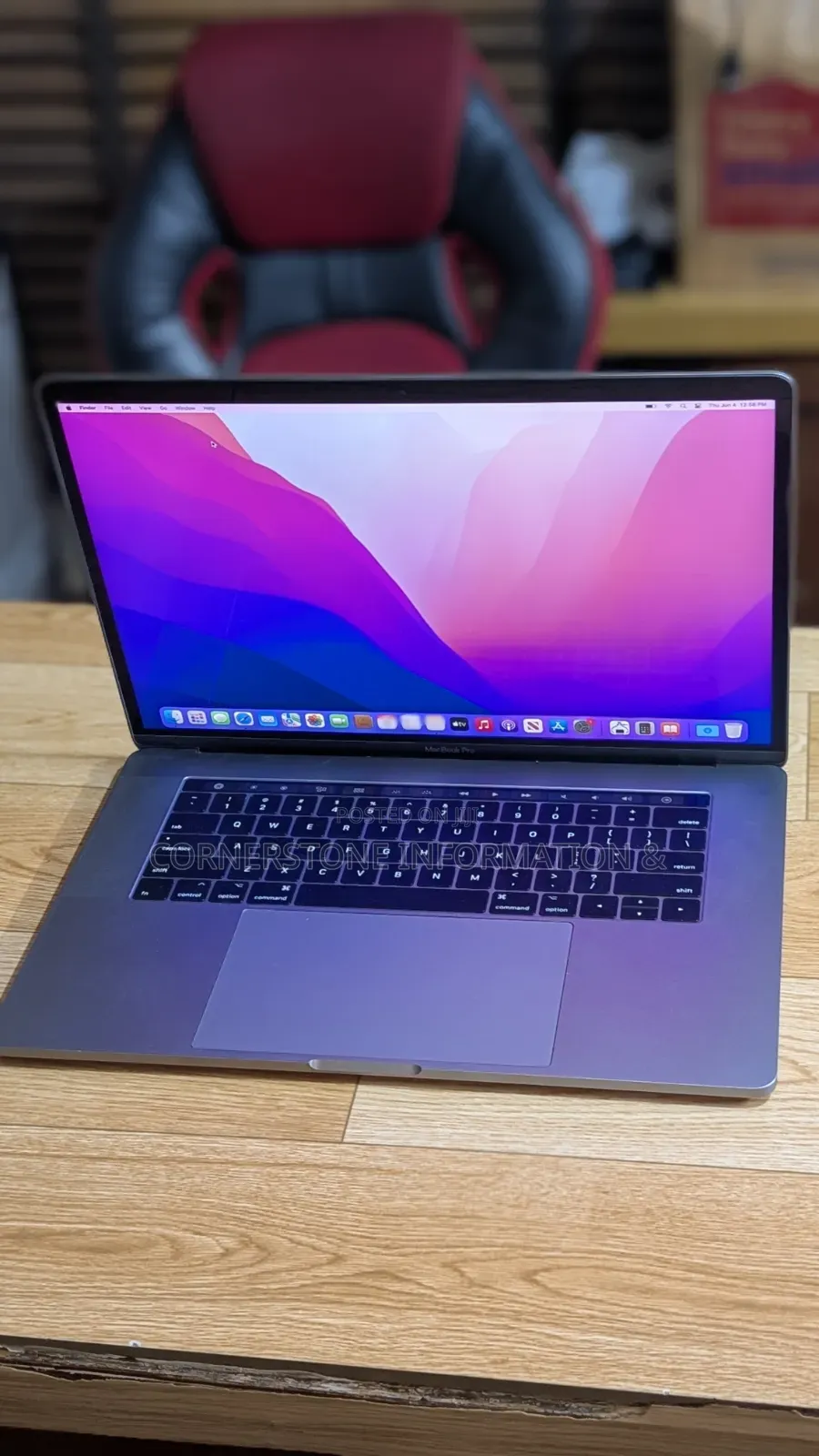 Laptop Apple MacBook 2017 16GB Intel Core i7 SSD 512GB