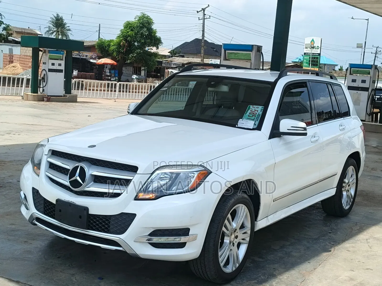 Mercedes-Benz GLK-Class 350 4MATIC 2014 White